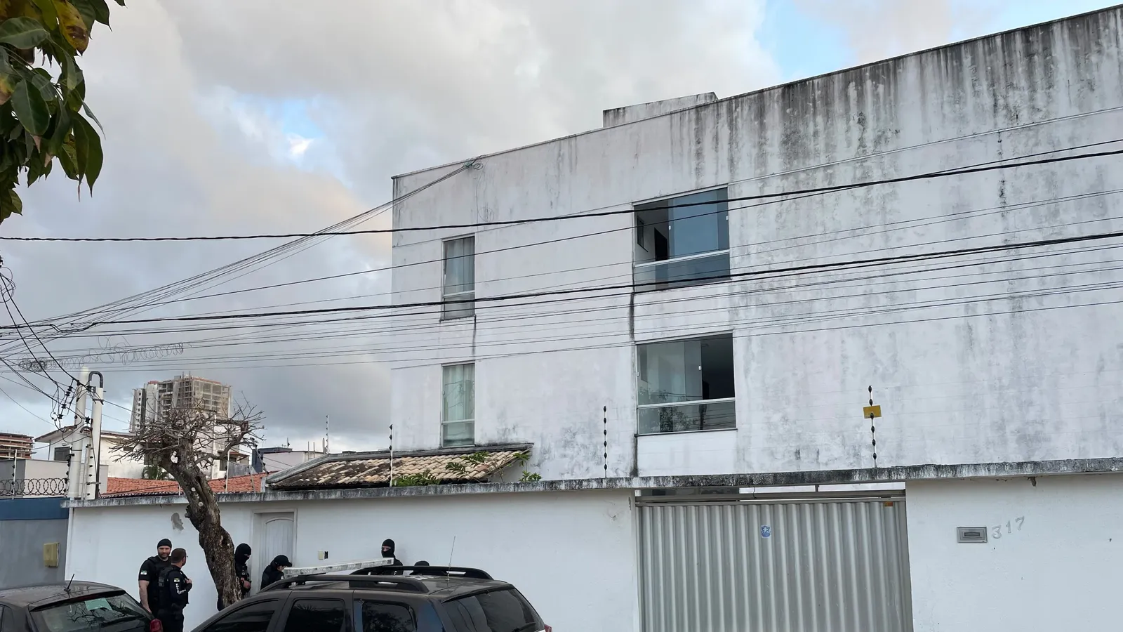 Polícia Civil cumpre mandado de busca e apreensão contra influenciadora suspeita de promover jogos de azar ilegais em Natal