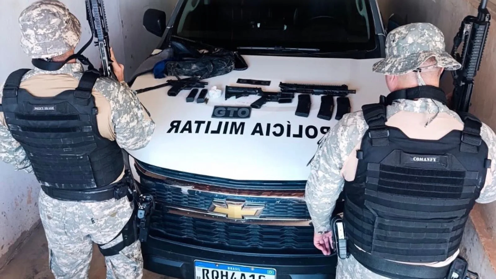 Forças de segurança apreendem fuzil e pistola na comunidade de Maísa, em Mossoró