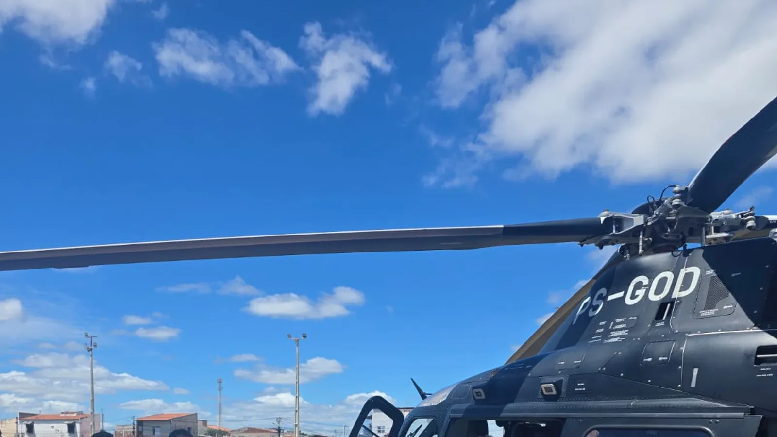 Criança de 11 anos é transferida de helicóptero para Natal após grave acidente