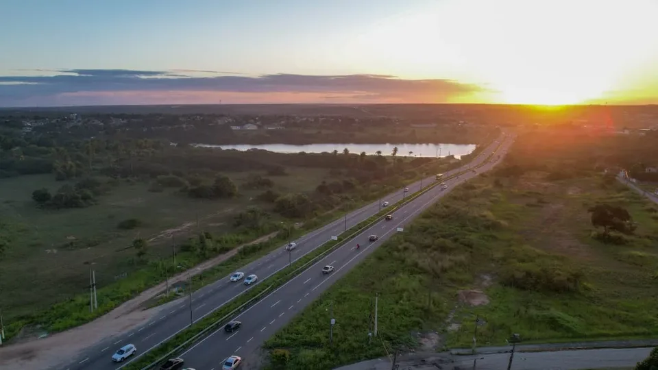 Ministro anuncia máquinas em todos os trechos da duplicação da BR-304 até dezembro no RN